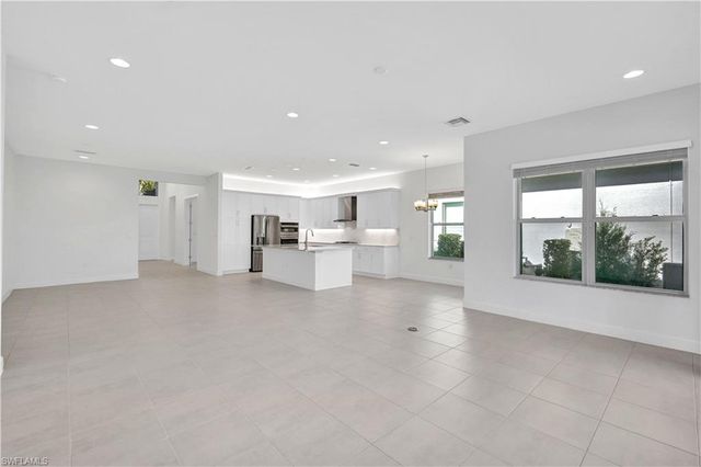 12261 Windamere TRL, Naples, FL 34120