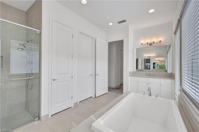 12261 Windamere TRL, Naples, FL 34120
