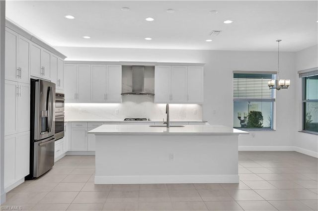12261 Windamere TRL, Naples, FL 34120