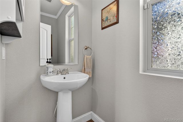 7902 E 49th Place, Denver, CO 80238