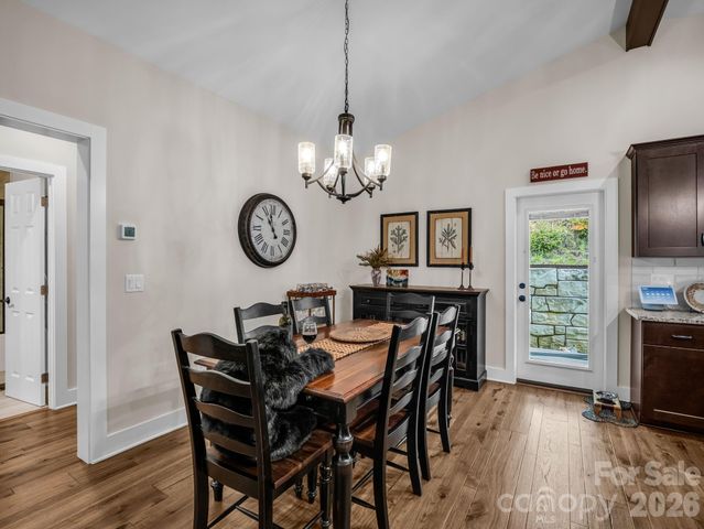 39 Village Overlook Loop, Swannanoa, NC 28778