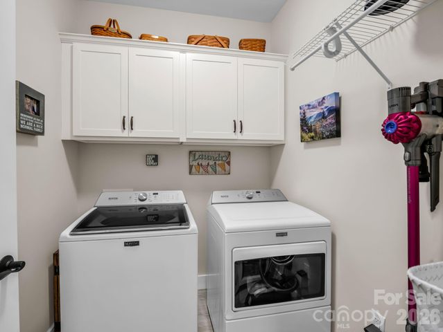 39 Village Overlook Loop, Swannanoa, NC 28778
