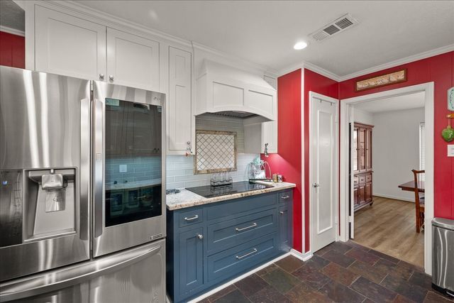 528 Sheffield Drive, Richardson, TX 75081