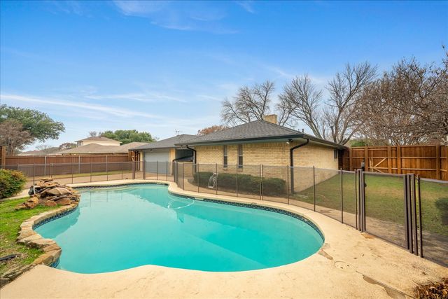 528 Sheffield Drive, Richardson, TX 75081