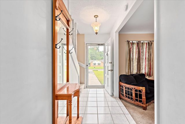 1301 Northfield Circle, Dothan, AL 36303