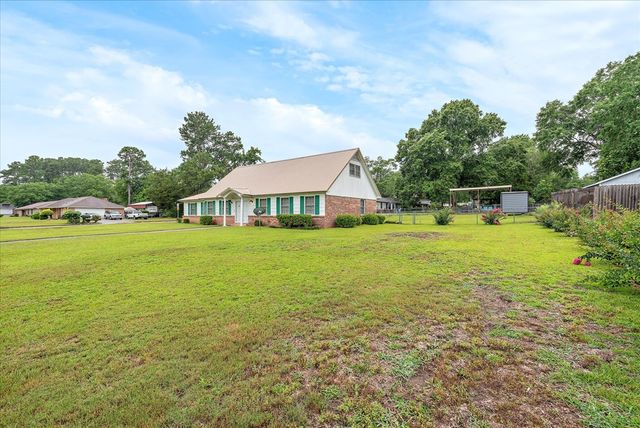 1301 Northfield Circle, Dothan, AL 36303