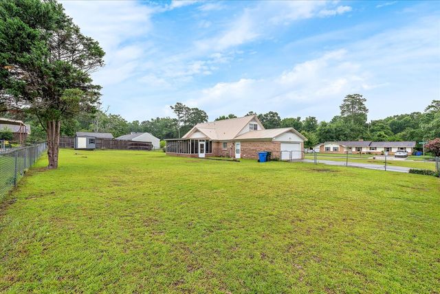 1301 Northfield Circle, Dothan, AL 36303