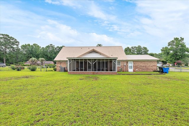 1301 Northfield Circle, Dothan, AL 36303
