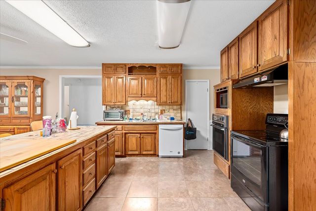 1301 Northfield Circle, Dothan, AL 36303