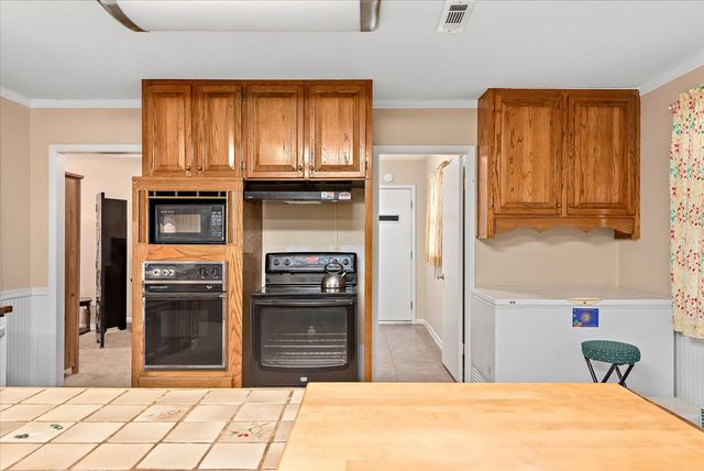 1301 Northfield Circle, Dothan, AL 36303