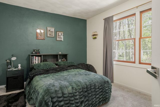 21731 Knobcone Court, Bristol, IN 46507