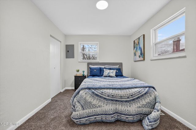 927 W Northgate Parkway, Toledo, OH 43612