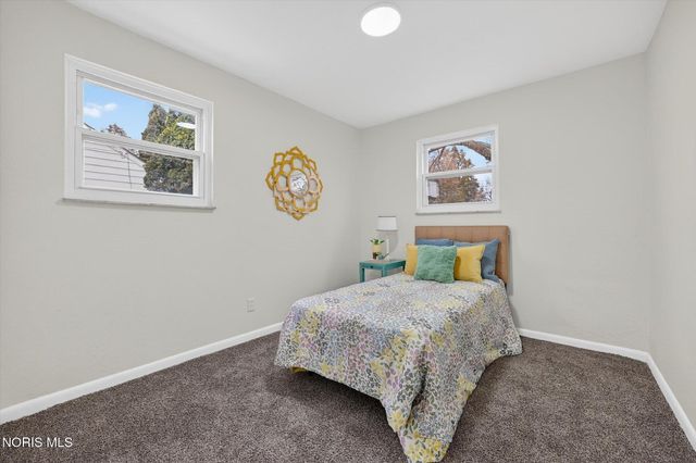 927 W Northgate Parkway, Toledo, OH 43612