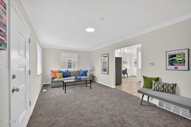 927 W Northgate Parkway, Toledo, OH 43612