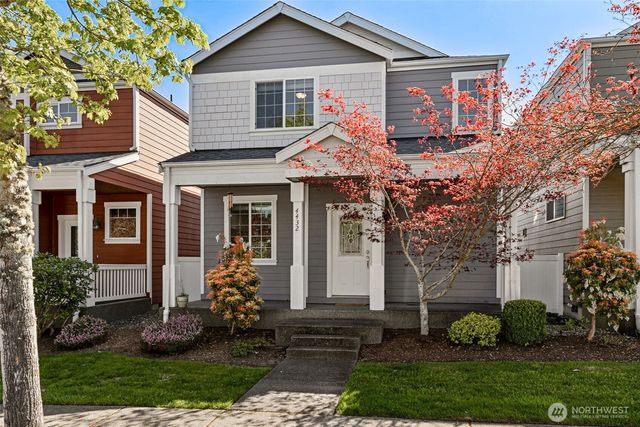 4432 Edgewater Boulevard NE, Lacey, WA 98516