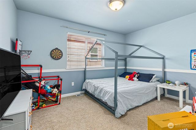 4432 Edgewater Boulevard NE, Lacey, WA 98516