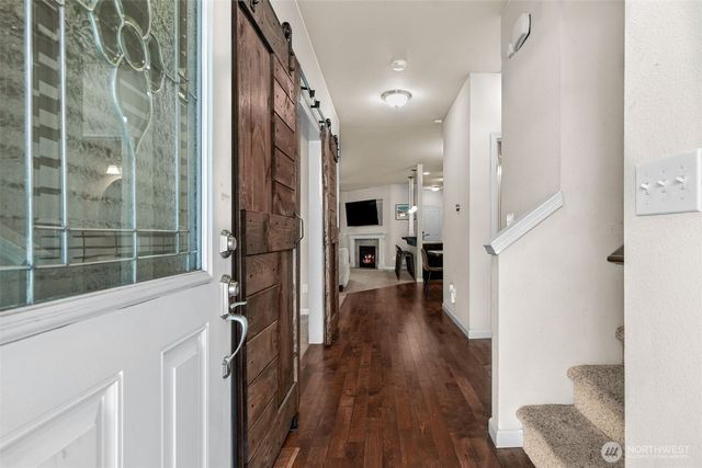 4432 Edgewater Boulevard NE, Lacey, WA 98516