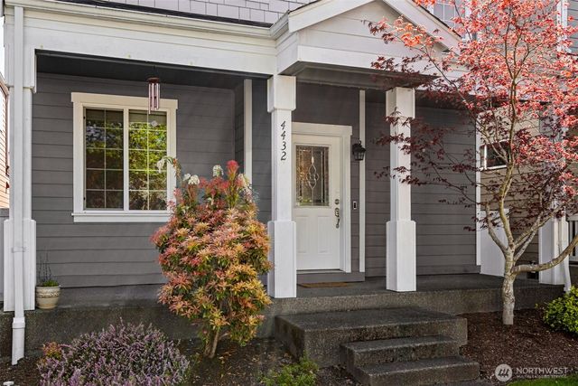 4432 Edgewater Boulevard NE, Lacey, WA 98516