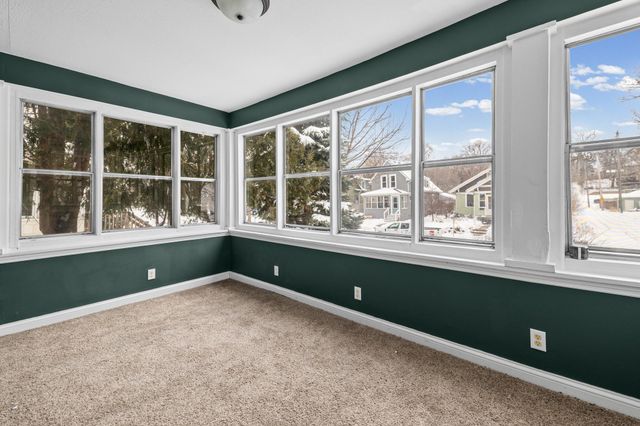 155 Morton Street W, Saint Paul, MN 55107