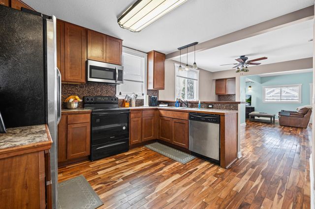 155 Morton Street W, Saint Paul, MN 55107