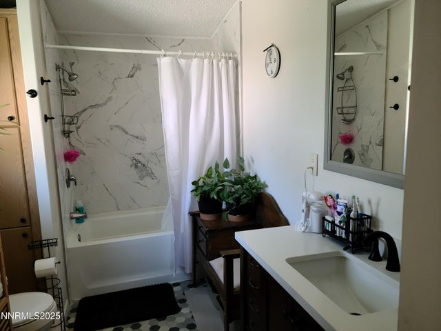 315 Mica Circle, Moundhouse, NV 89706