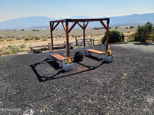 315 Mica Circle, Moundhouse, NV 89706