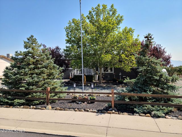 315 Mica Circle, Moundhouse, NV 89706