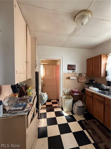 13816 Glenside Road, Cleveland, OH 44110