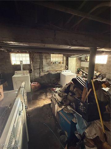 13816 Glenside Road, Cleveland, OH 44110