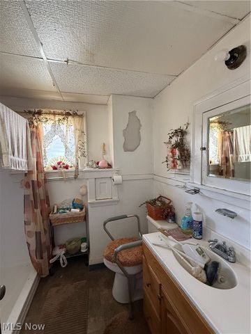 13816 Glenside Road, Cleveland, OH 44110