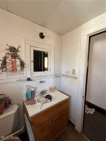 13816 Glenside Road, Cleveland, OH 44110