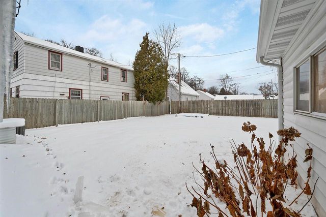 1735 E MASON STREET, Green Bay, WI 54302