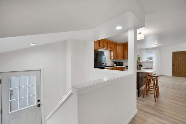 1735 E MASON STREET, Green Bay, WI 54302