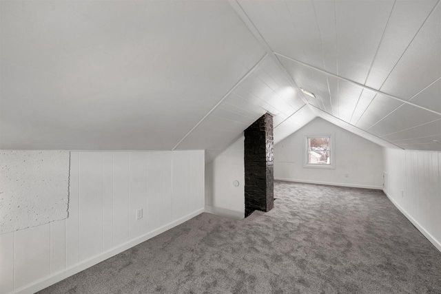 1735 E MASON STREET, Green Bay, WI 54302