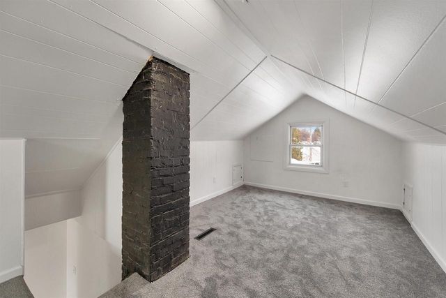 1735 E MASON STREET, Green Bay, WI 54302