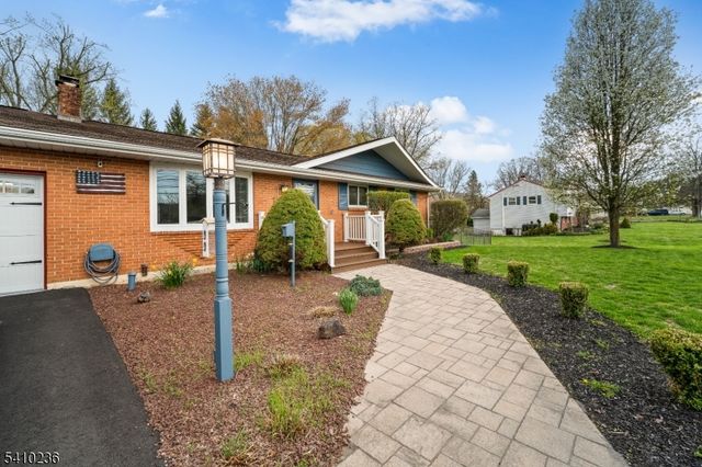 45 Church Rd, Holland Twp., NJ 08848