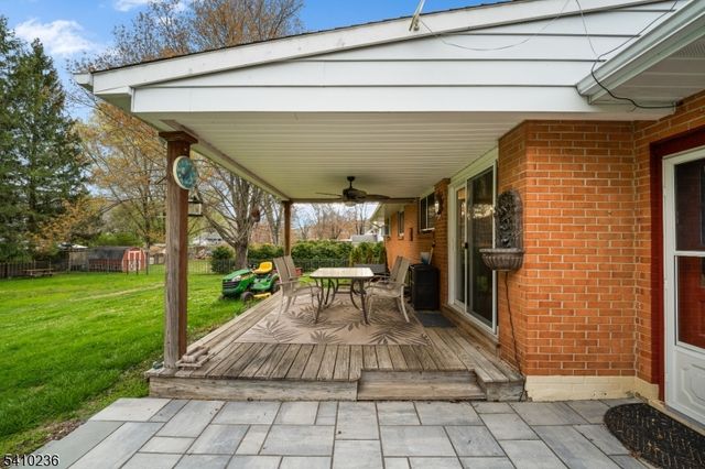 45 Church Rd, Holland Twp., NJ 08848