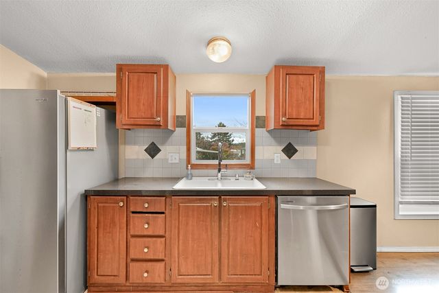 4716 Fir Drive, Blaine, WA 98230