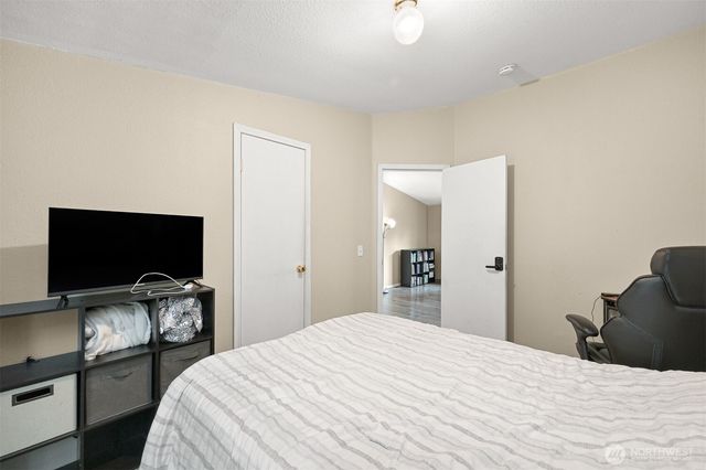 4716 Fir Drive, Blaine, WA 98230