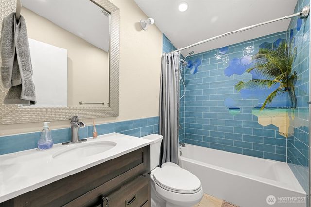 4716 Fir Drive, Blaine, WA 98230