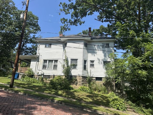 703-705 CHESTNUT Street, Meadville, PA 16335