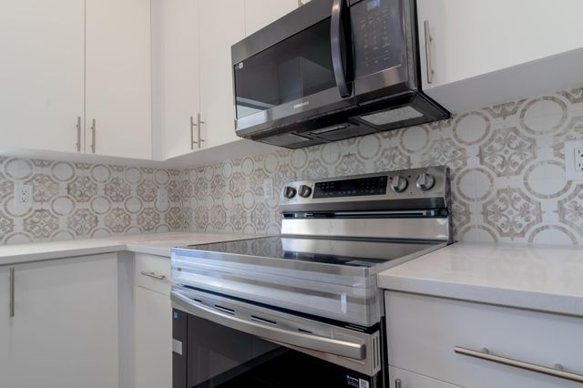 15061 Brainbridge Circle, Port Charlotte, FL 33981