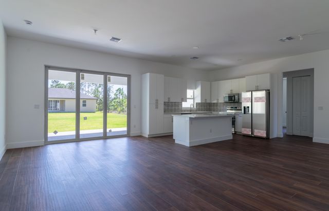 15061 Brainbridge Circle, Port Charlotte, FL 33981