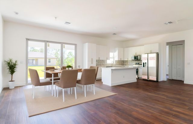 15061 Brainbridge Circle, Port Charlotte, FL 33981