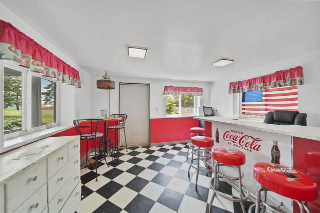 1251 E Monroe Road, Tecumseh, MI 49286