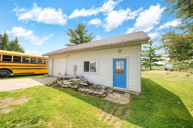 1251 E Monroe Road, Tecumseh, MI 49286