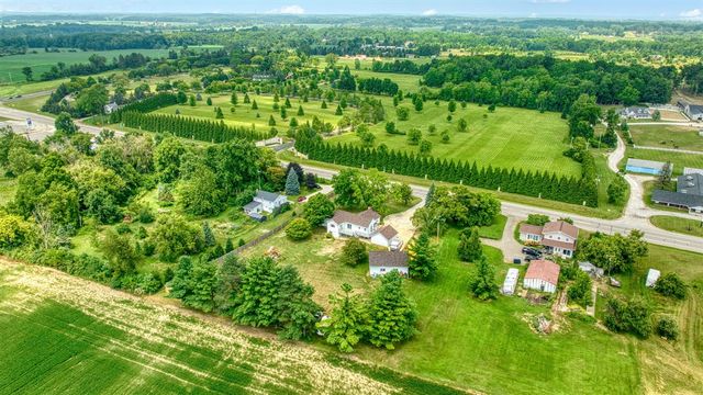 1251 E Monroe Road, Tecumseh, MI 49286