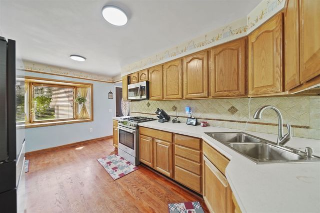 1251 E Monroe Road, Tecumseh, MI 49286