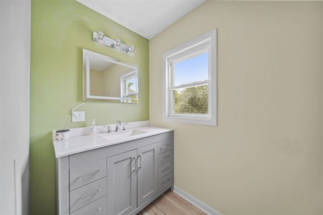 1251 E Monroe Road, Tecumseh, MI 49286