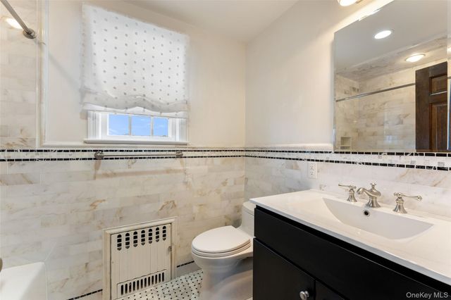 1 Hoover Road, Yonkers, NY 10710